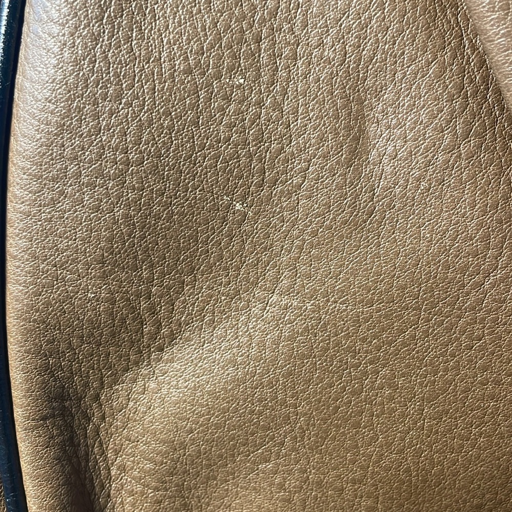 Tre Vero two tone leather handbag with dust bag - Picture 7 of 16